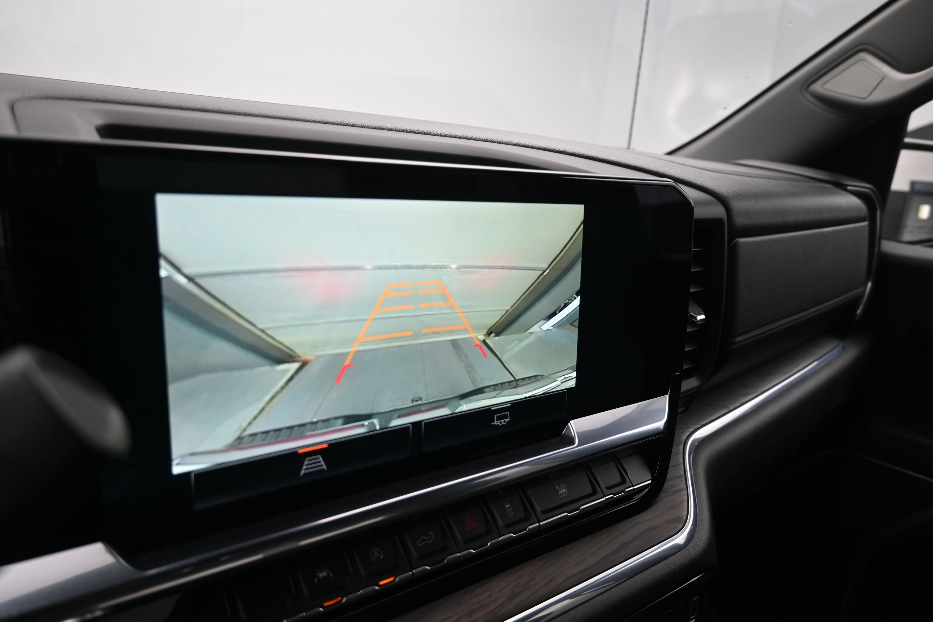 Used 2025 GMC Sierra 1500 SLT RWD image 19