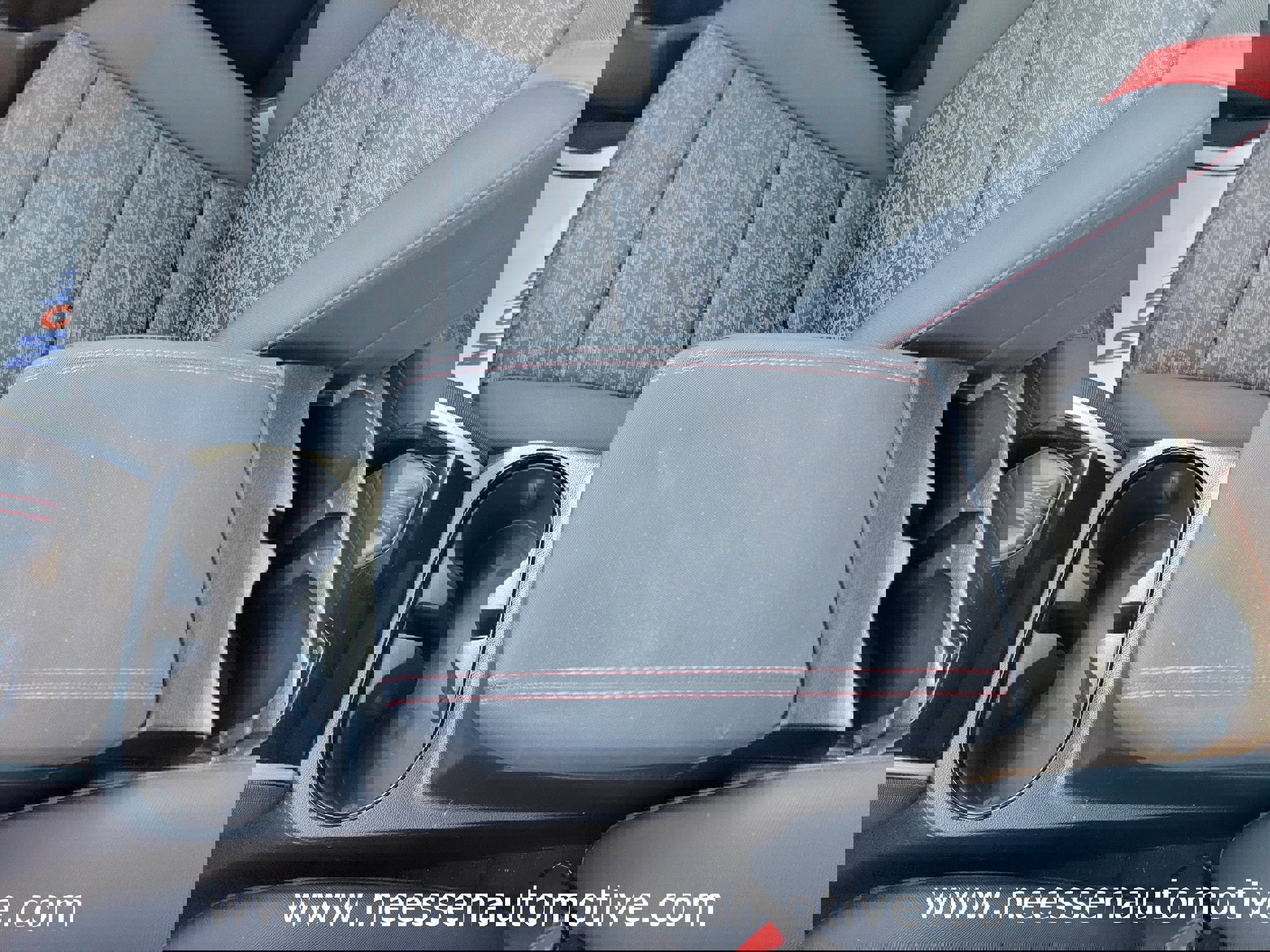 Used 2024 Chevrolet Colorado Z71 w/ Z71 Convenience Package 2 image 30