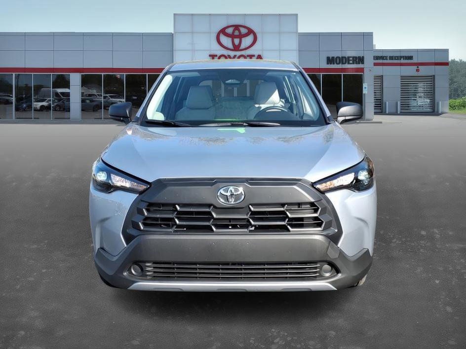 Used 2026 Toyota Corolla Cross L image 2