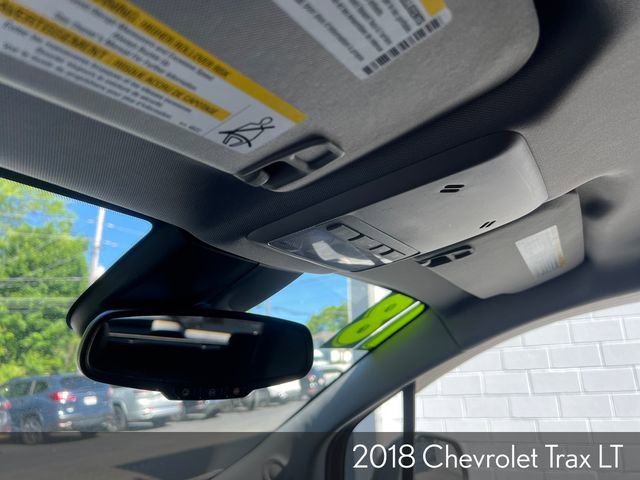 Used 2018 Chevrolet Trax LT w/ LT Convenience Package AWD/4WD image 23