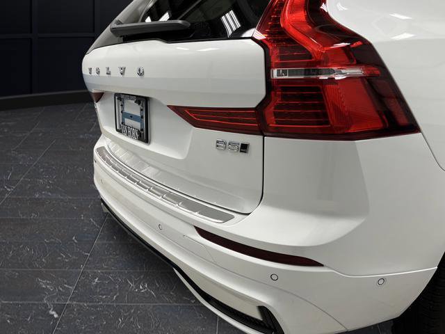 Used 2025 Volvo XC60 B5 Ultra w/ Protection Package Premier image 34