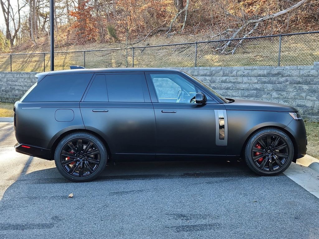 New 2026 Land Rover Range Rover SV AWD/4WD image 11