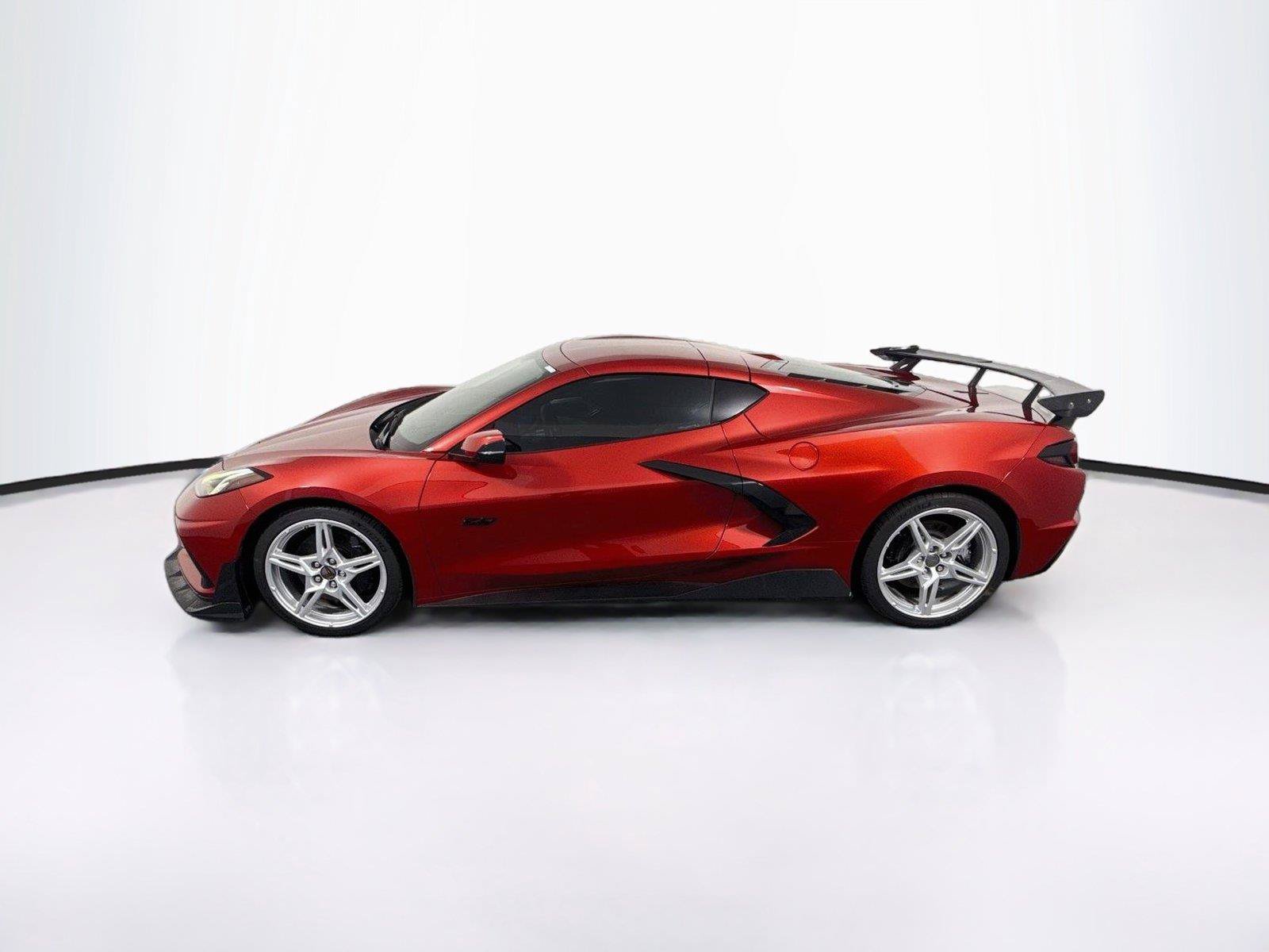 Used 2023 Chevrolet Corvette Stingray Preferred Cpe w/ Z51 Performance Package RWD image 2