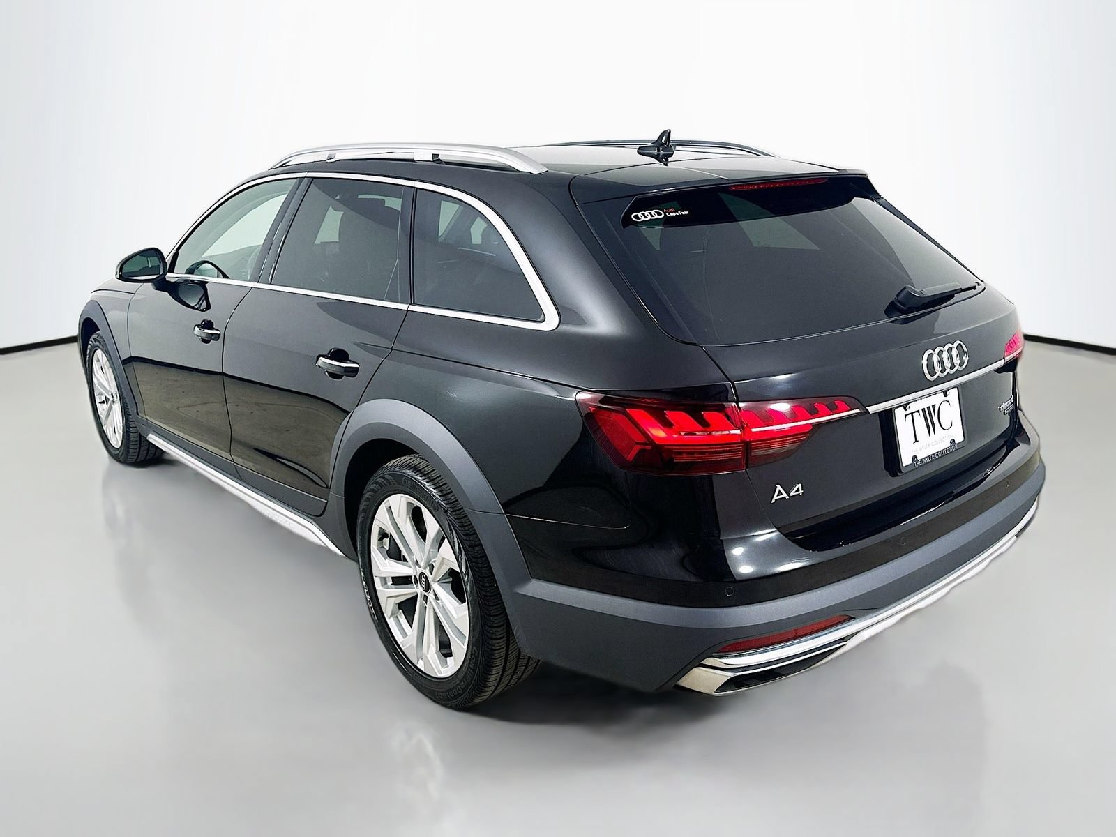 Used 2023 Audi A4 2.0T allroad Premium Plus w/ Premium Plus Package AWD/4WD image 7