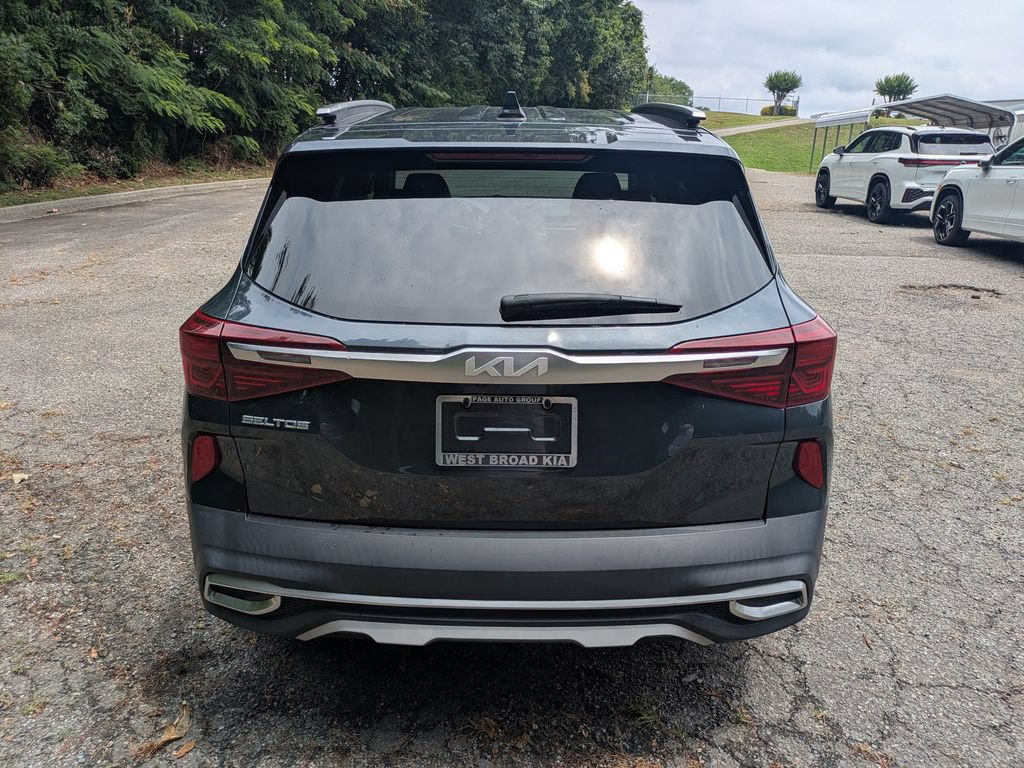 Used 2023 Kia Seltos EX AWD/4WD image 5