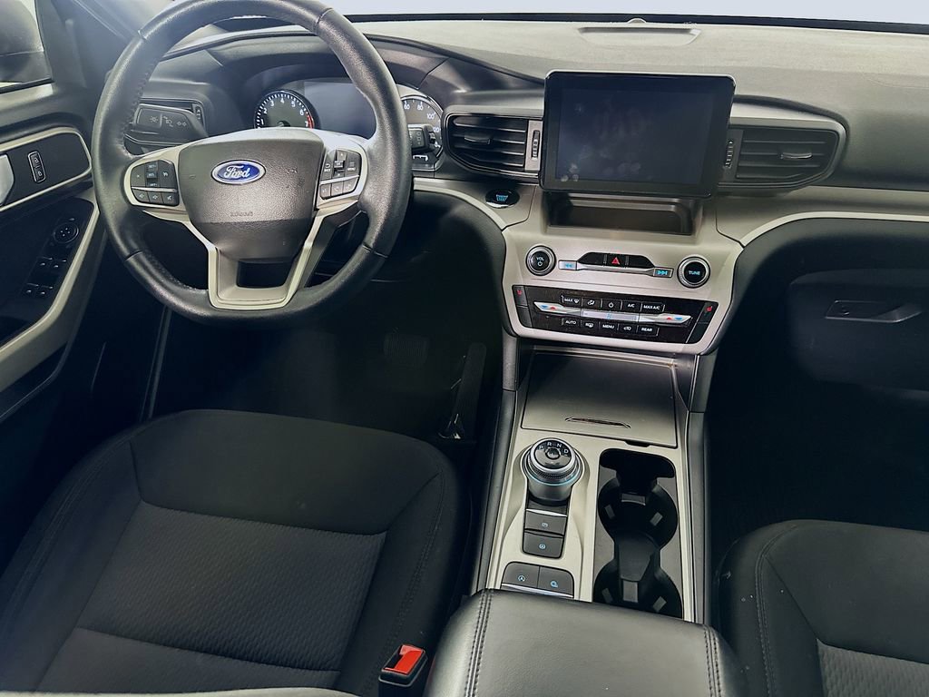 Used 2023 Ford Explorer XLT RWD image 17