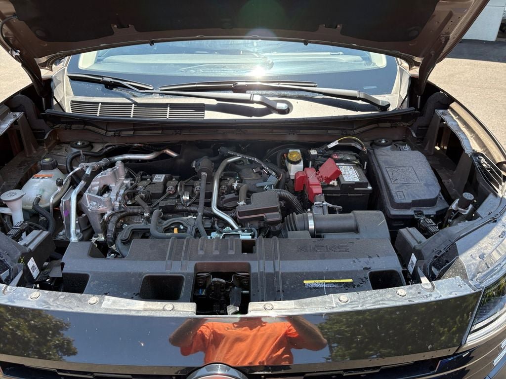 Used 2025 Nissan Kicks SV FWD image 27