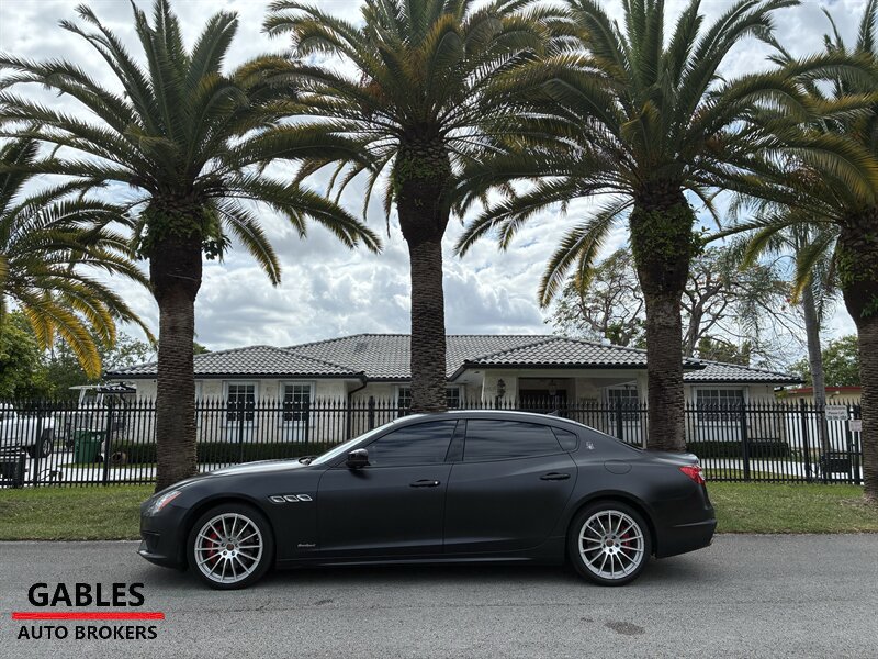 Used 2017 Maserati Quattroporte S GranSport Q4 AWD/4WD image 8