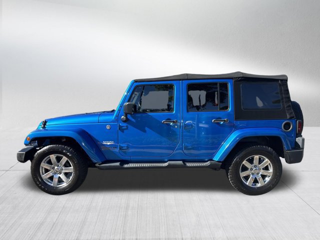 Used 2015 Jeep Wrangler Unlimited Sahara w/ Connectivity Group AWD/4WD image 9