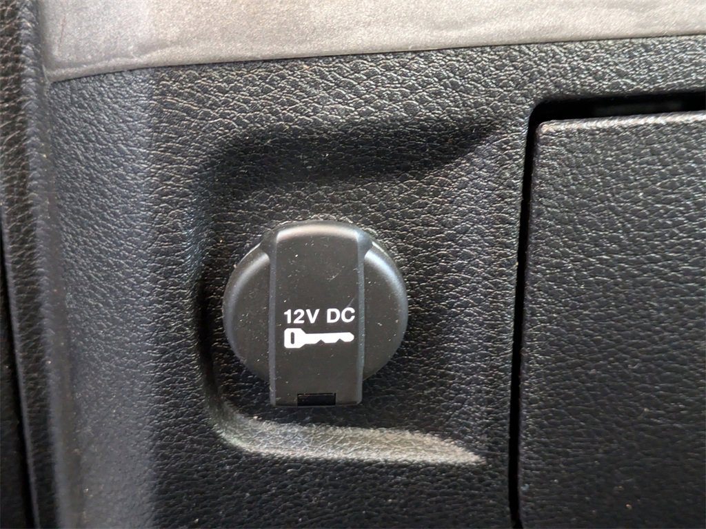 Used 2016 RAM 1500 ST w/ SXT Appearance Group image 22