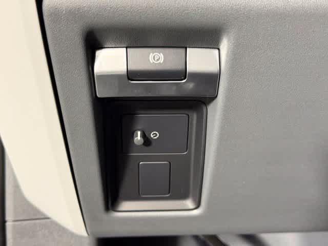 New 2026 Land Rover Defender 110 S AWD/4WD image 28