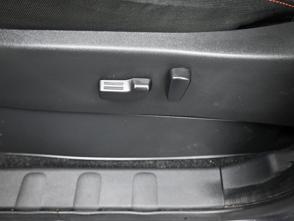 Used 2023 Nissan Frontier PRO-4X w/ Pro Convenience Package image 7