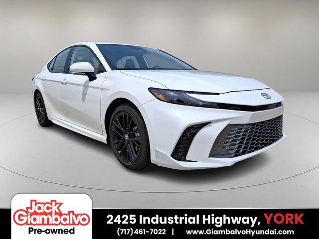 Used 2025 Toyota Camry SE FWD video 1