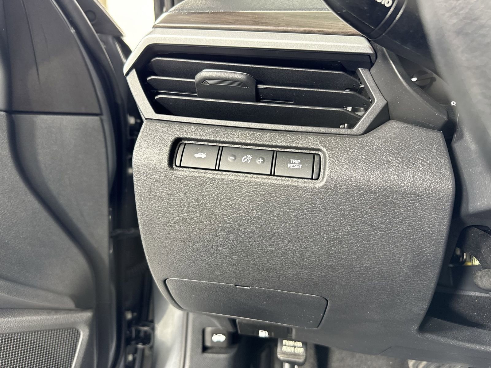 Certified 2024 Nissan Altima 2.5 SV image 16