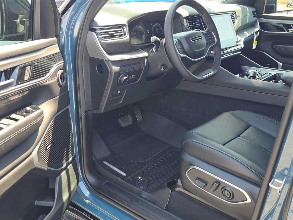 New 2026 Jeep Grand Wagoneer 4WD image 4