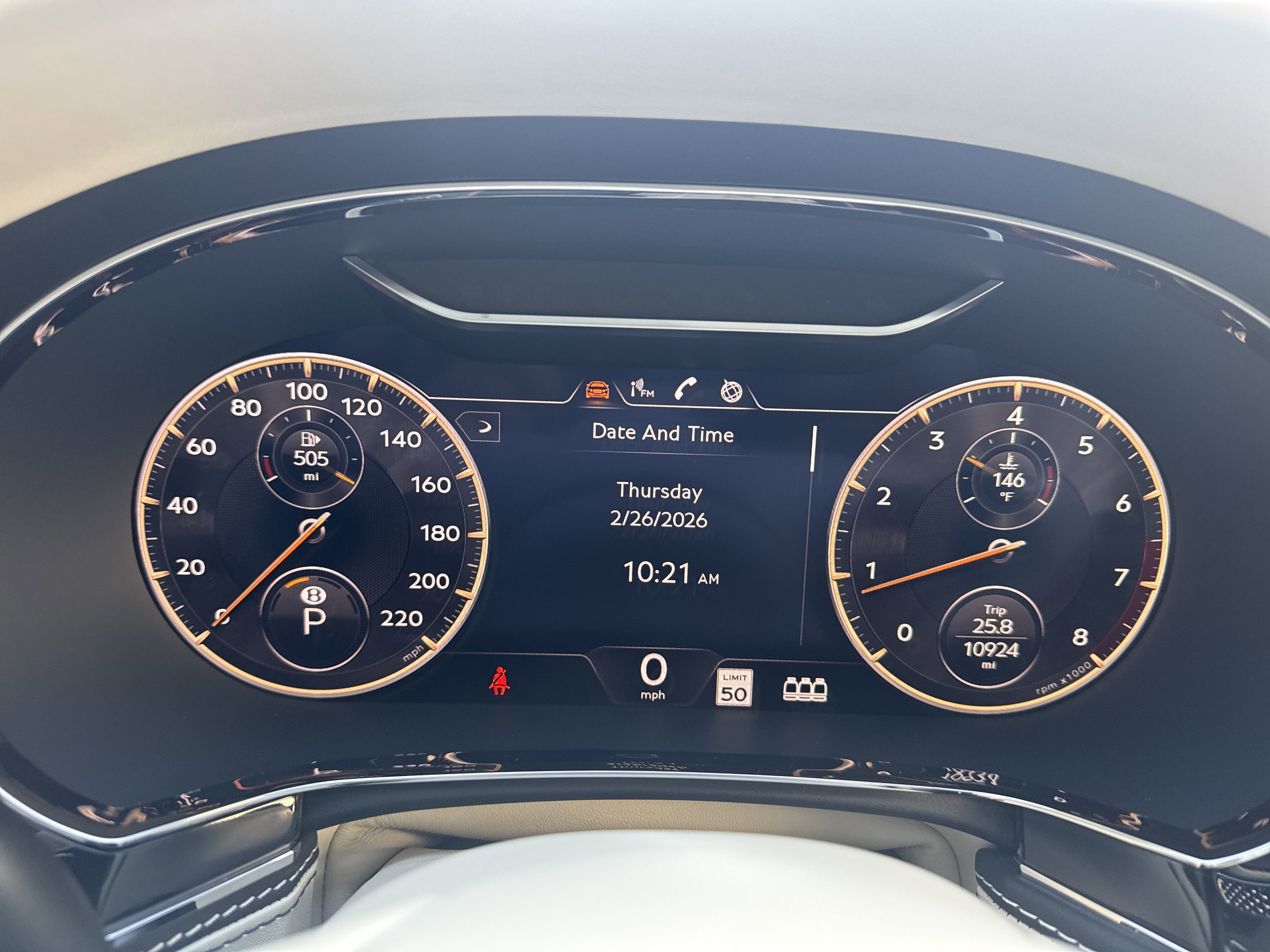 Used 2023 Bentley Flying Spur V8 image 20