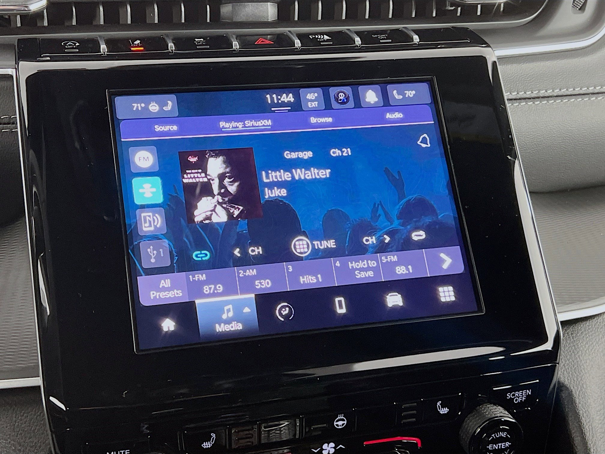 New 2025 Jeep Grand Cherokee L Altitude image 8