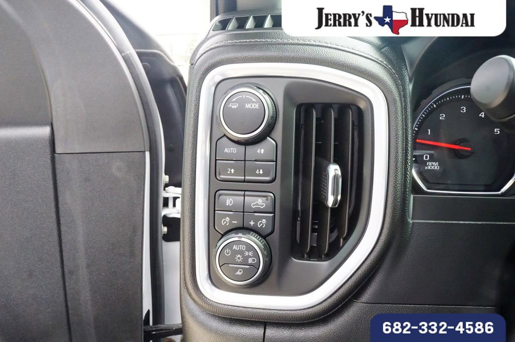 Used 2021 Chevrolet Silverado 2500 LTZ w/ LTZ Plus Package image 16