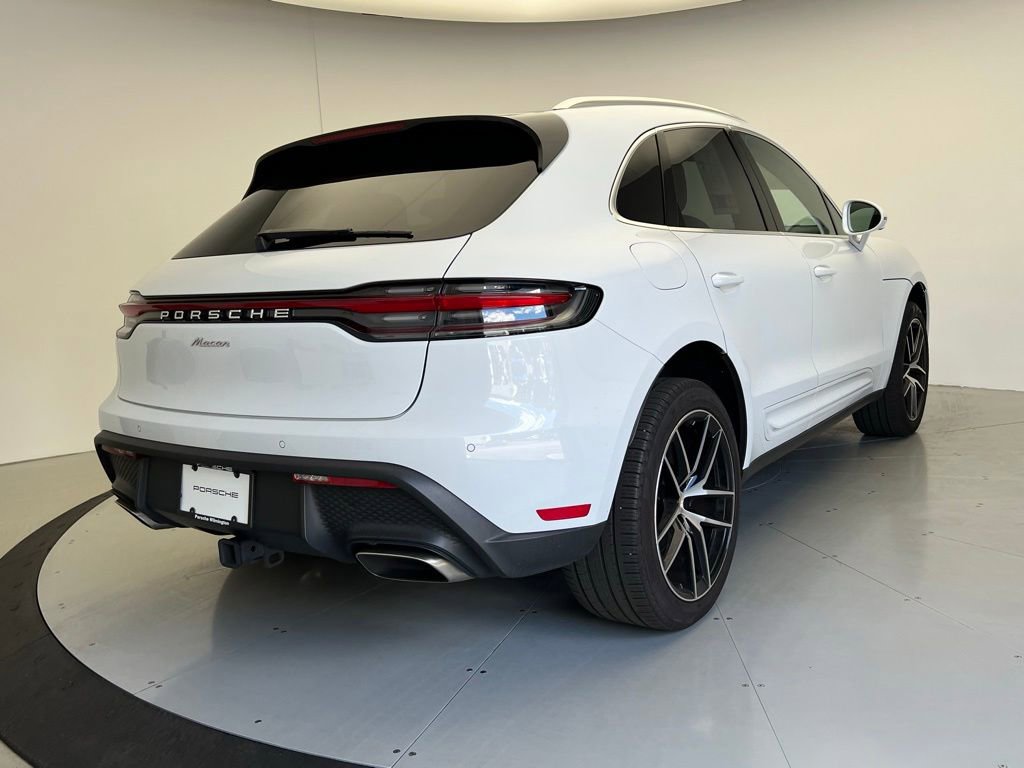 Certified 2023 Porsche Macan AWD/4WD image 22