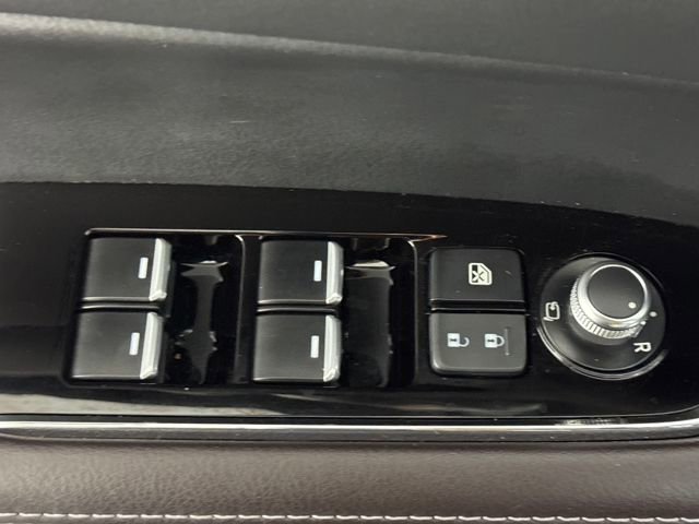 Certified 2025 MAZDA CX-5 Signature image 19