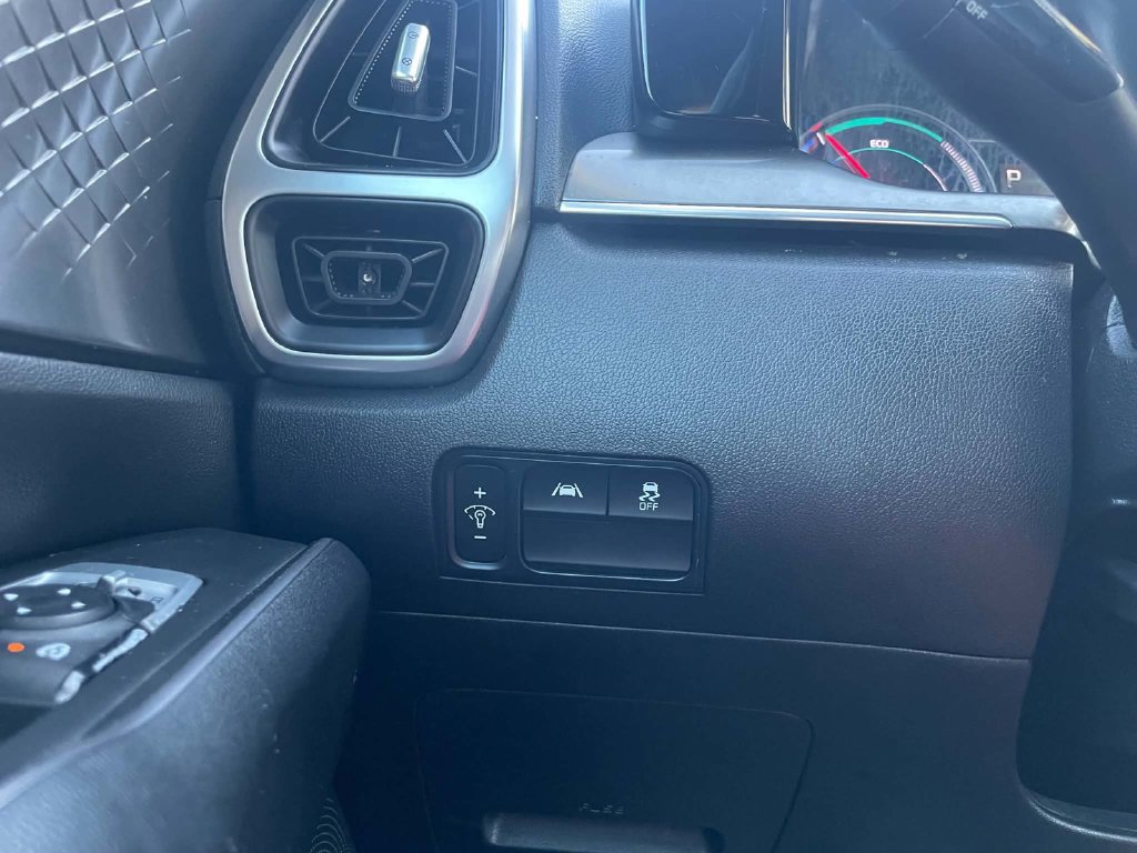 Used 2021 Kia Sorento S FWD image 16