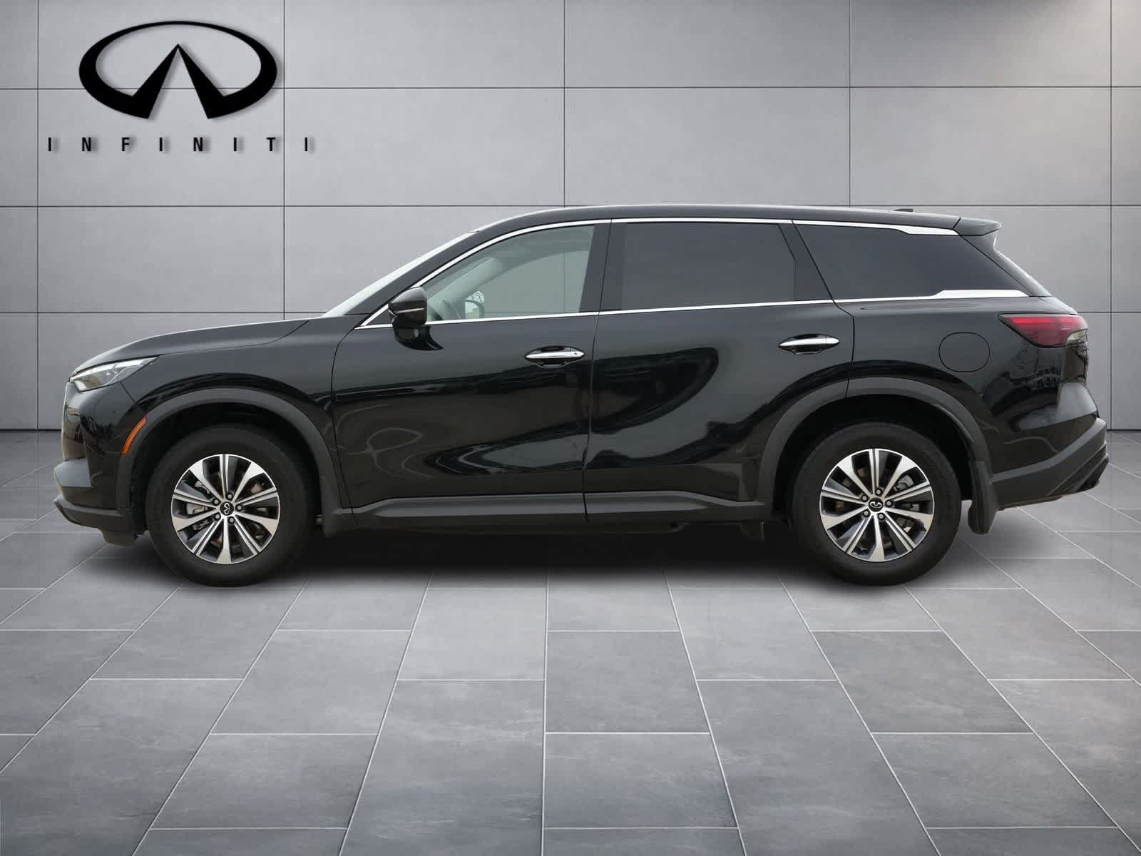 Certified 2023 INFINITI QX60 Pure FWD image 4