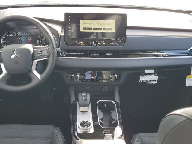 New 2025 Mitsubishi Outlander Trail Edition image 16