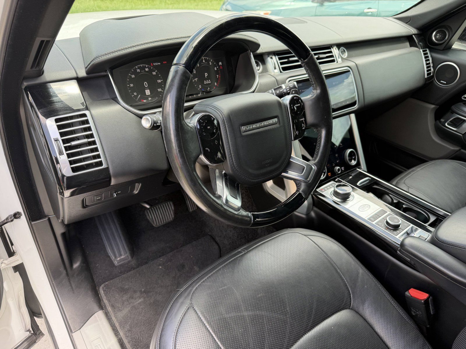 Used 2020 Land Rover Range Rover HSE AWD/4WD image 21