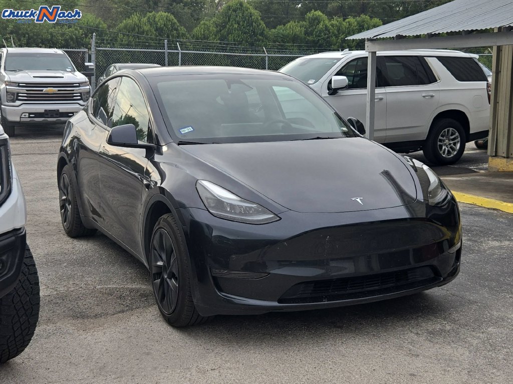 Used 2024 Tesla Model Y 2WD