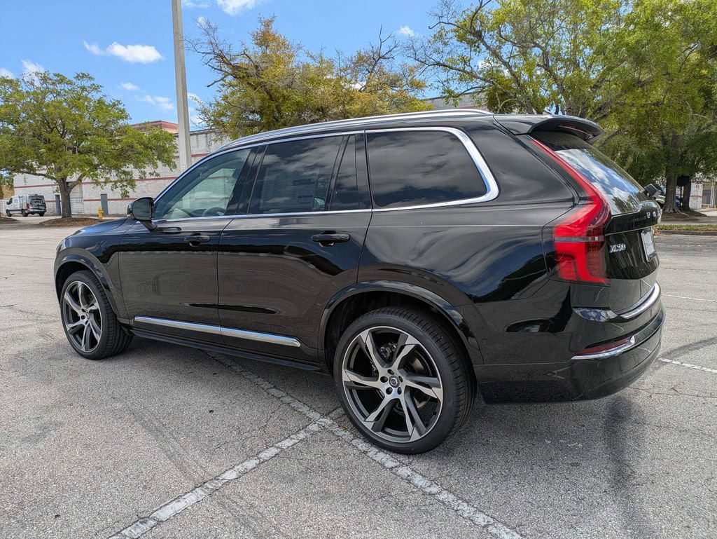 New 2026 Volvo XC90 B5 Ultra w/ Protection Package Premier AWD/4WD image 4