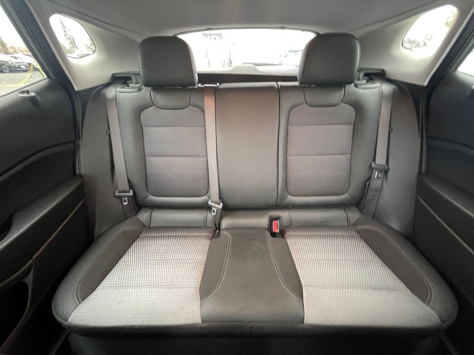 Used 2025 Chevrolet Trax LT image 33