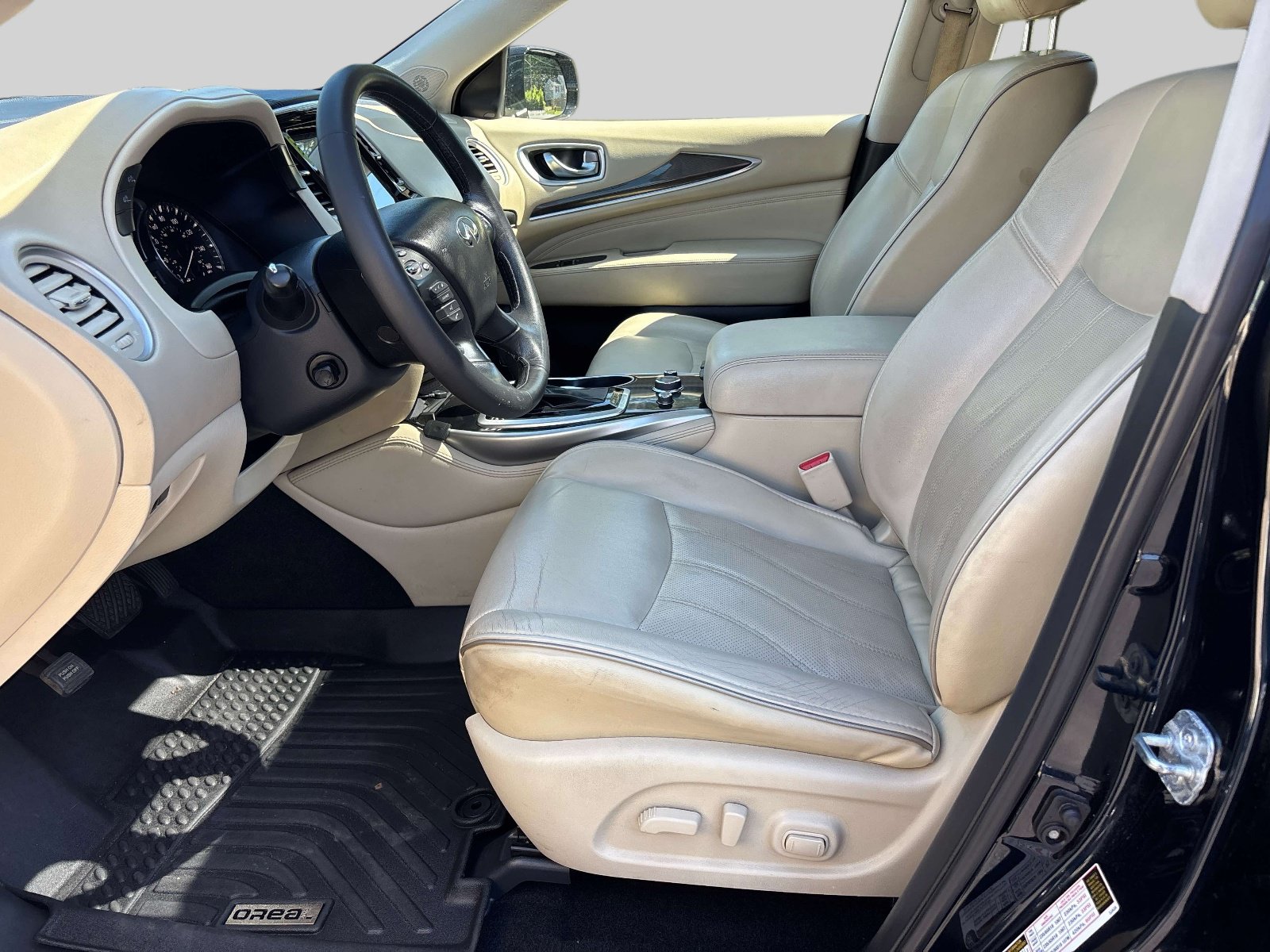 Used 2019 INFINITI QX60 Luxe w/ Essential Package AWD/4WD image 7