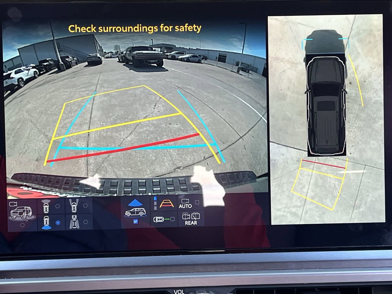 Used 2025 Toyota 4Runner TRD Sport Premium w/ Tow Technology Package image 16