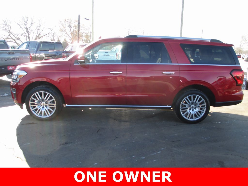 Used 2022 Ford Expedition Max Limited image 9