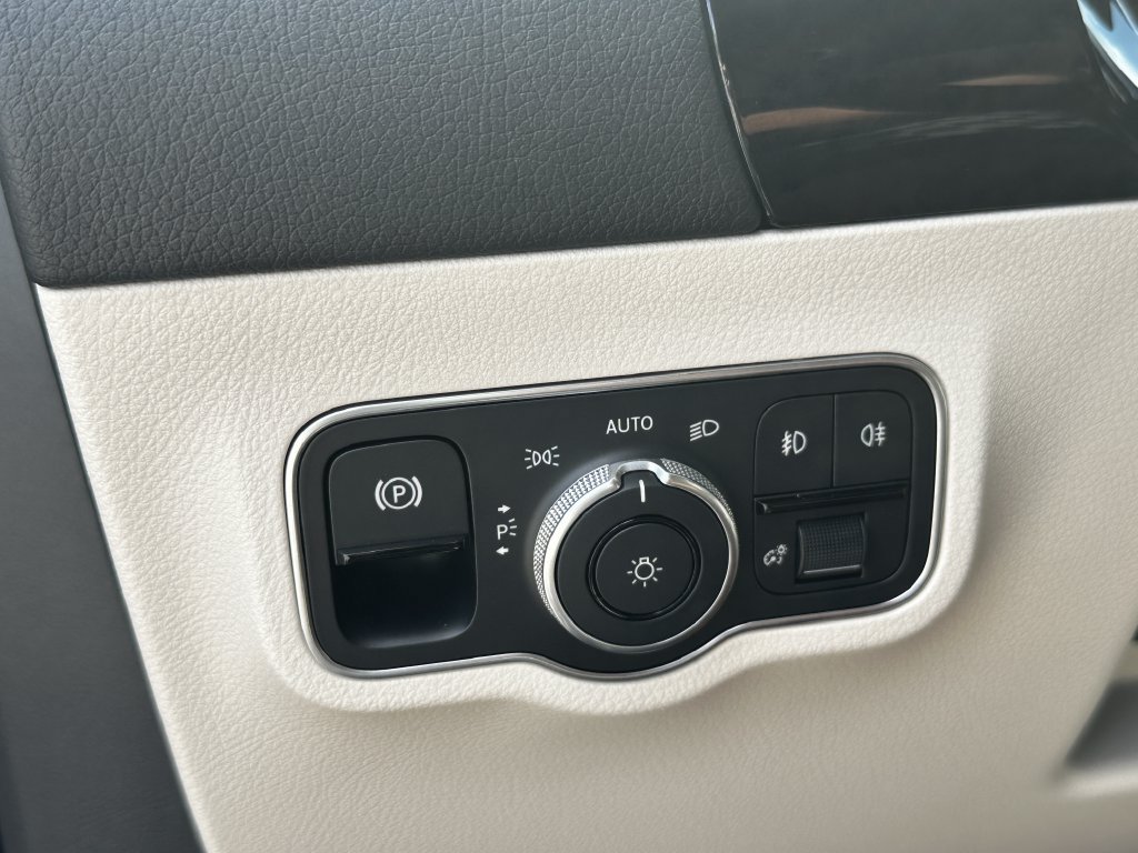 Certified 2026 Mercedes-Benz GLA 250 image 33