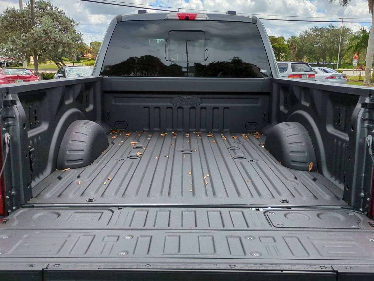 New 2026 Ford F350 4x4 Crew Cab Super Duty image 13
