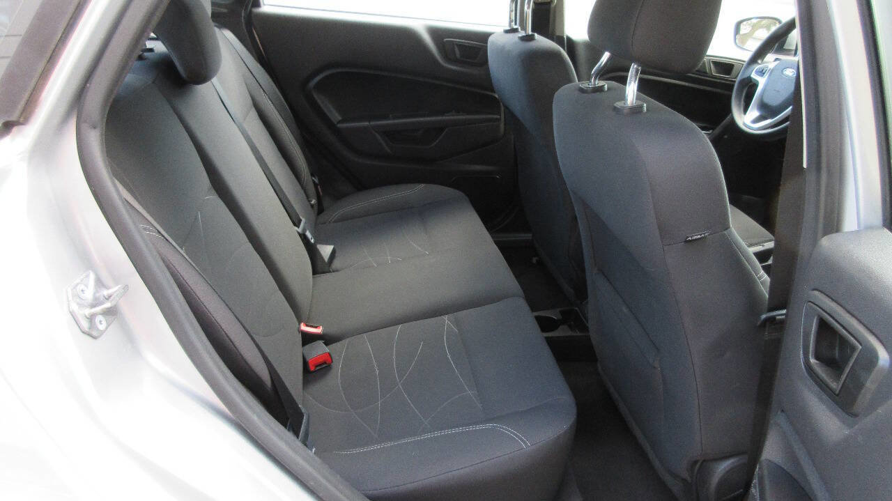 Used 2019 Ford Fiesta SE image 17