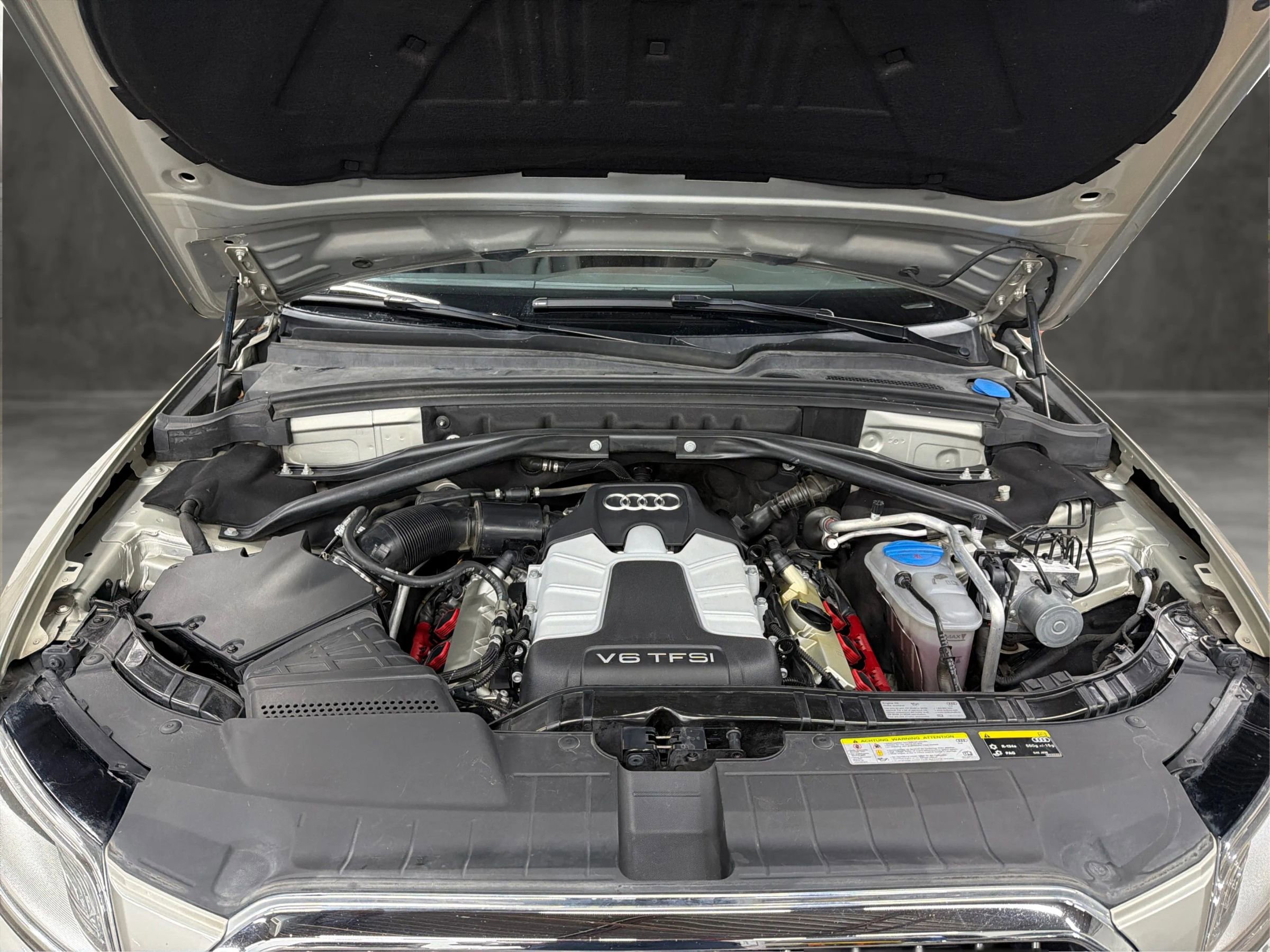 Used 2016 Audi Q5 3.0T Prestige image 9