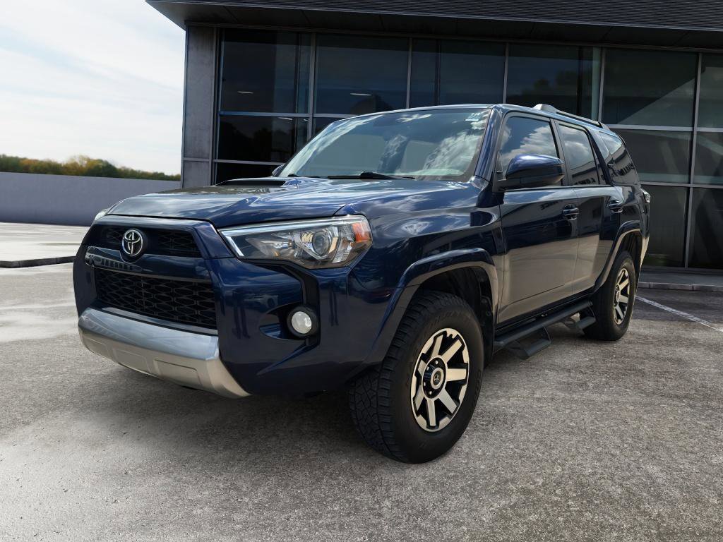 Used 2019 Toyota 4Runner TRD Off-Road AWD/4WD image 3