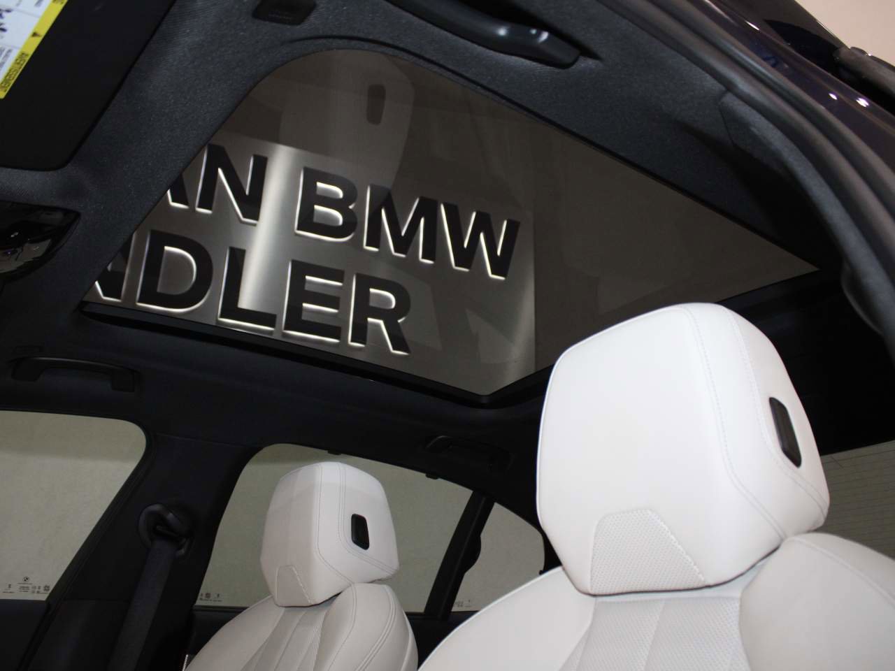 Certified 2024 BMW i5 eDrive40i w/ M Sport Package image 15