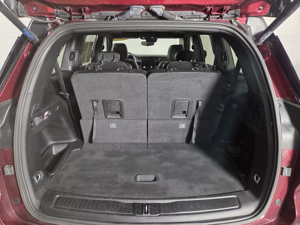 Certified 2024 Jeep Grand Cherokee L Altitude image 25