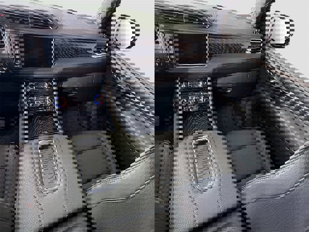 Certified 2024 GMC Yukon Denali w/ Denali Reserve Package image 19