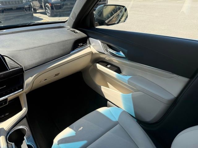 Used 2021 Cadillac CT4 Luxury w/ Sun And Sound Package AWD/4WD image 35