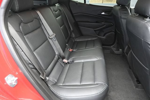 Used 2026 Chevrolet Trax RS FWD image 28