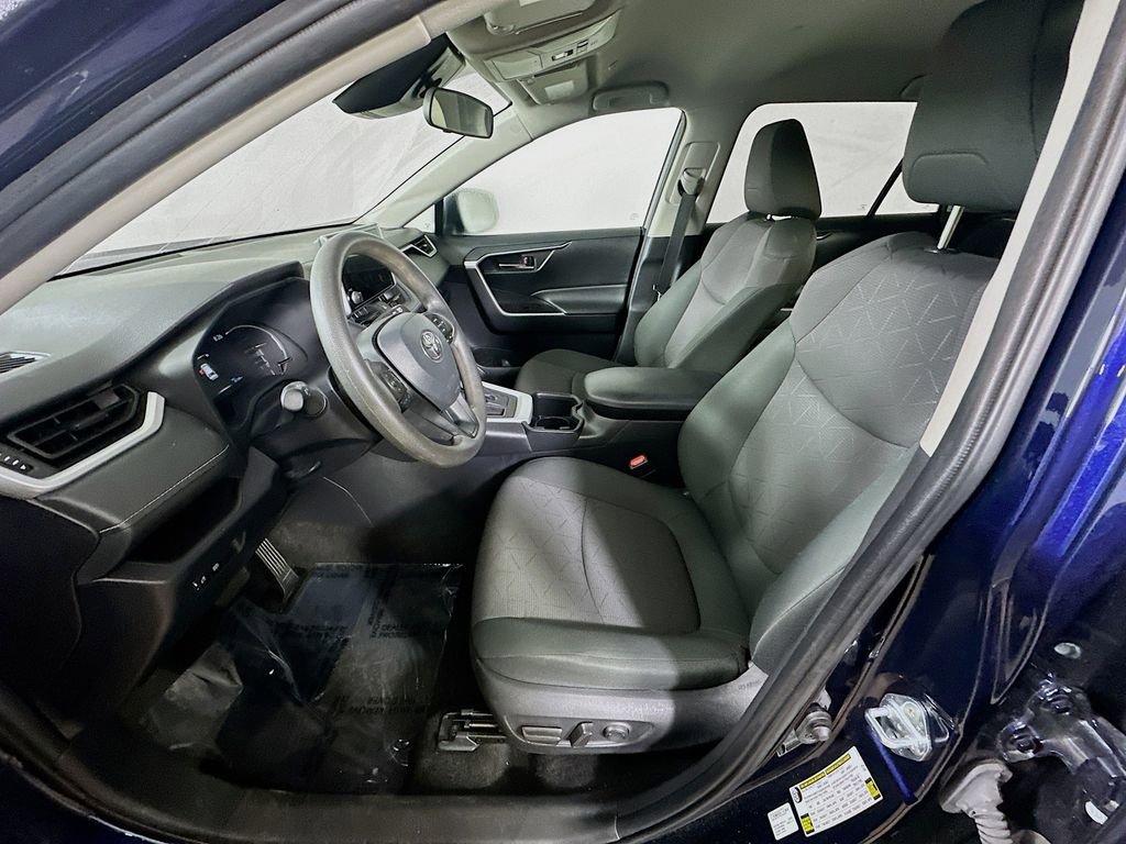 Used 2024 Toyota RAV4 XLE image 15