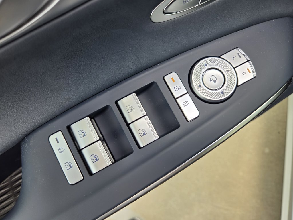 New 2027 Genesis GV70 3.5T Prestige AWD/4WD image 24