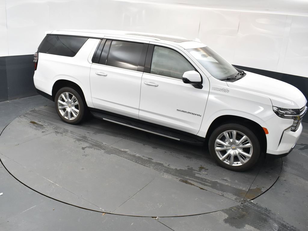 Used 2024 Chevrolet Suburban High Country image 34