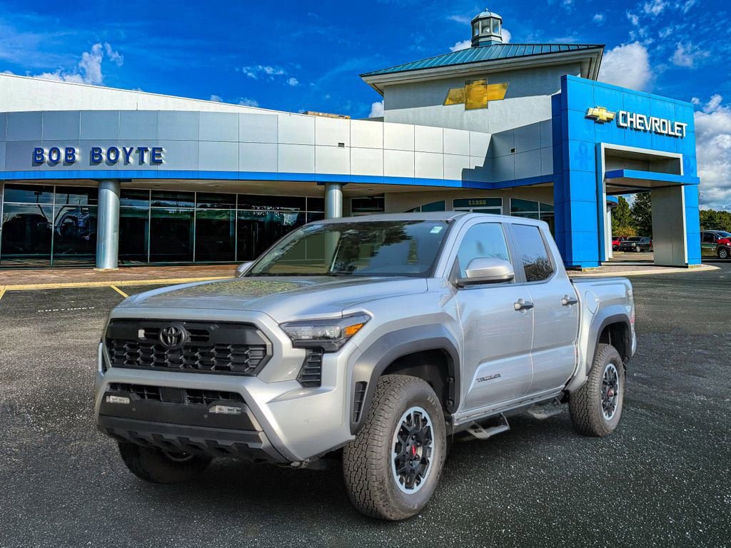 Used 2024 Toyota Tacoma TRD Off-Road w/ TRD Off Road Upgrade Package image 9