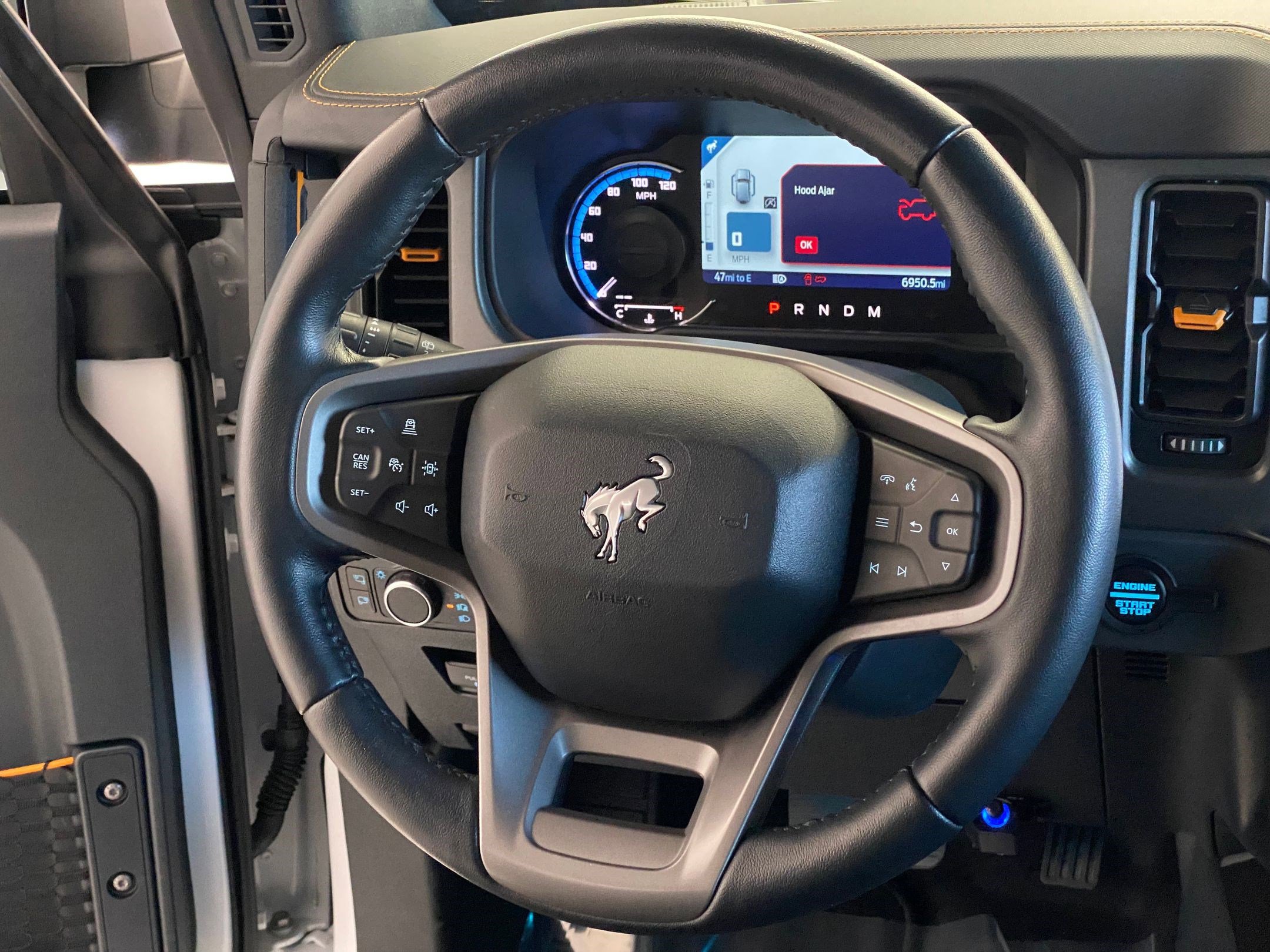 Used 2024 Ford Bronco Badlands image 16