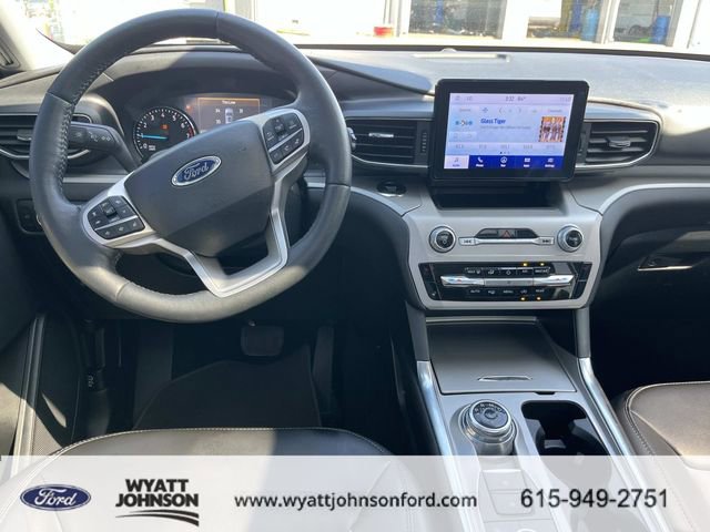 Used 2023 Ford Explorer XLT w/ Equipment Group 202A image 15